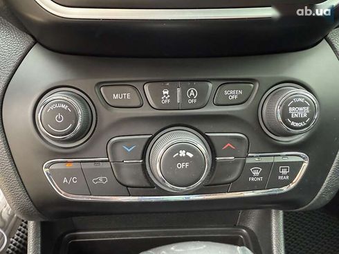 Jeep Cherokee 2018 - фото 24
