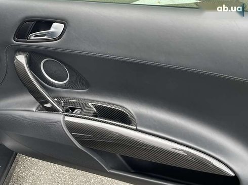 Audi R8 2013 - фото 30