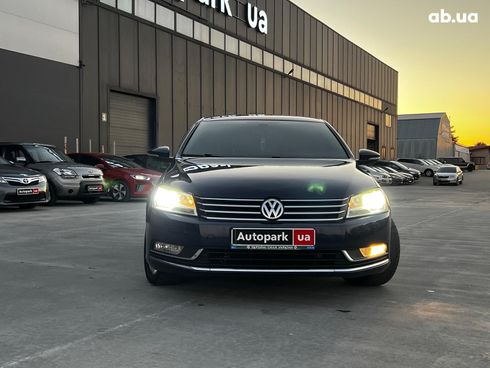 Volkswagen passat b7 2014 синий - фото 2