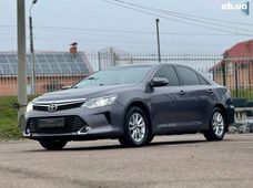 Продаж вживаних Toyota Camry в Київській області - купити на Автобазарі