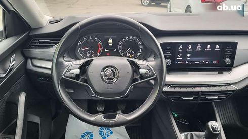 Skoda Octavia 2021 - фото 2