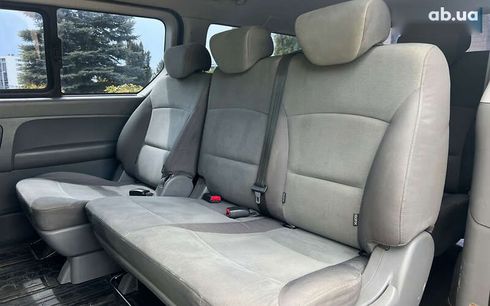 Hyundai H-1 2012 - фото 12
