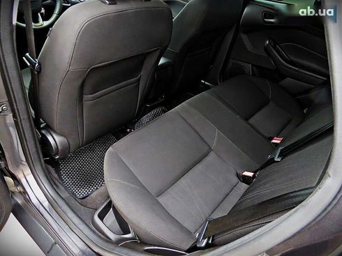 Ford Focus 2016 - фото 14