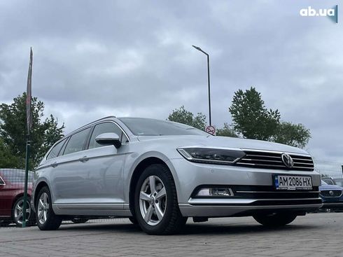Volkswagen Passat 2017 - фото 12