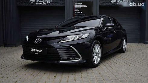 Toyota Camry 2023 - фото 9