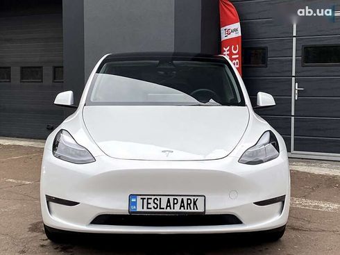 Tesla Model Y 2023 - фото 3