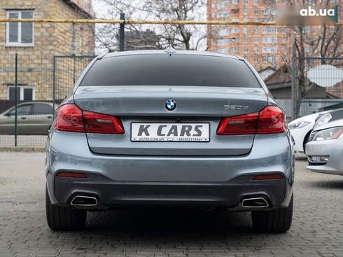 BMW 5 серия 2017 - фото 6