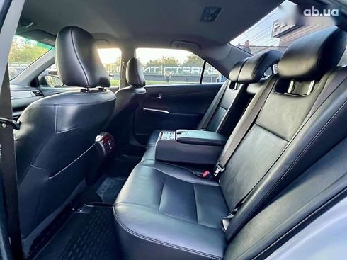 Toyota Camry 2013 - фото 30