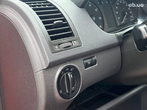 Volkswagen Polo 2008 красный - фото 29
