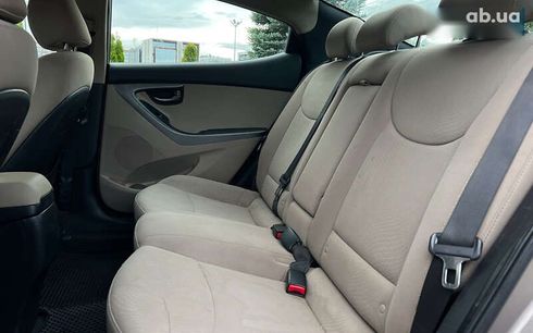 Hyundai Elantra 2014 - фото 18
