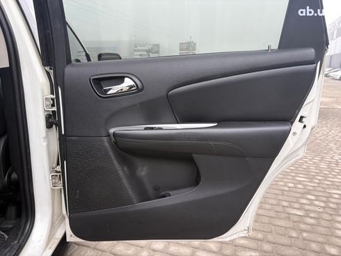 Dodge Journey 2014 белый - фото 28