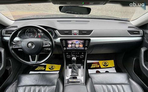Skoda Superb 2018 - фото 19