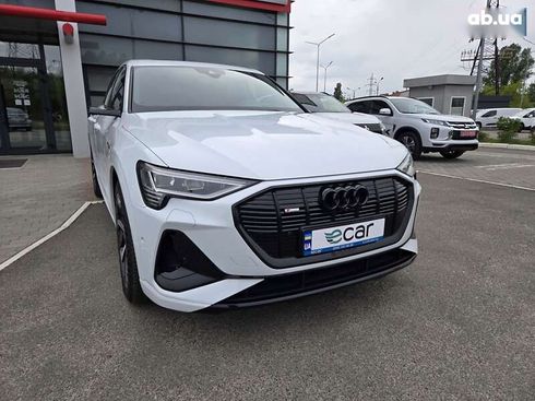 Audi E-Tron 2021 - фото 4
