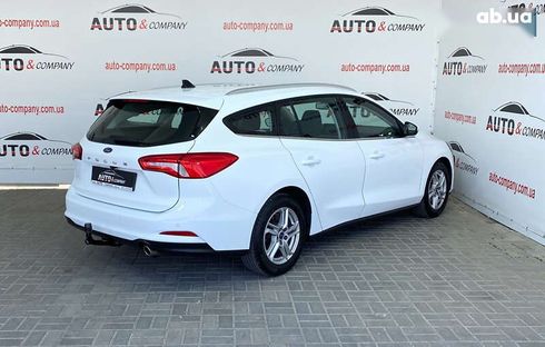 Ford Focus 2020 - фото 3