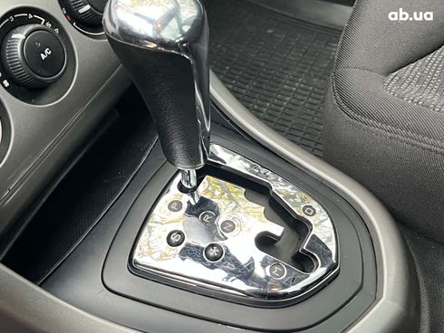 Peugeot 308 2011 черный - фото 28