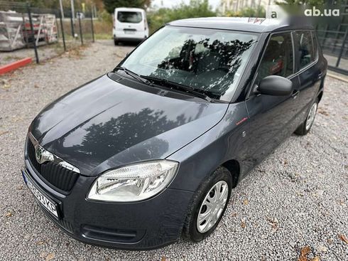 Skoda Fabia 2009 - фото 3