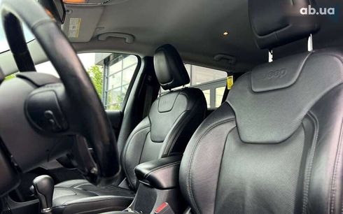 Jeep Cherokee 2019 - фото 12
