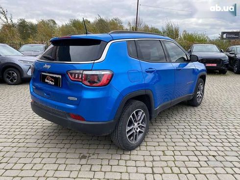 Jeep Compass 2017 - фото 7