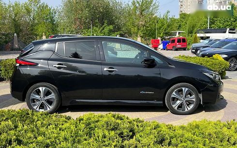 Nissan Leaf 2019 - фото 8