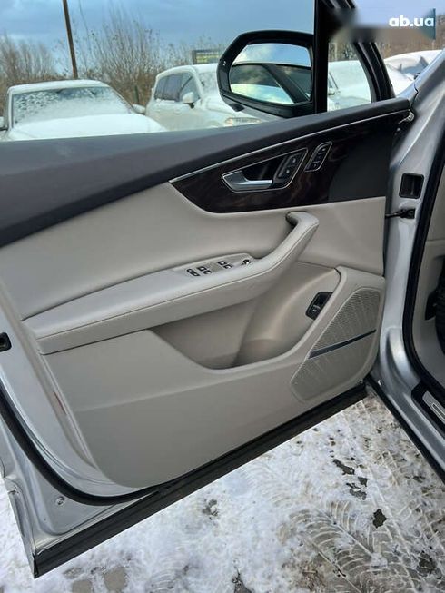 Audi Q7 2023 - фото 10