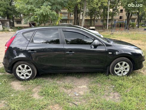 Hyundai i30 2009 черный - фото 5