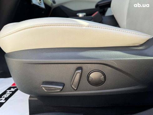 Ford Mustang Mach-E 2021 белый - фото 49