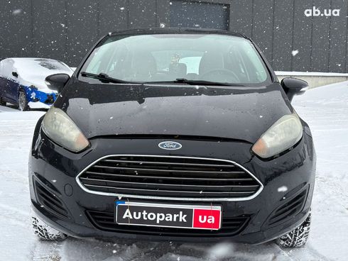Ford Fiesta 2016 черный - фото 2