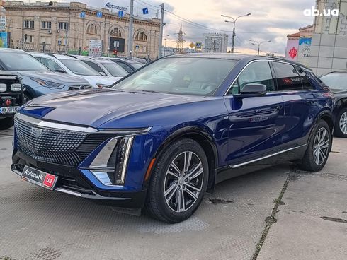Cadillac Lyriq 2023 синий - фото 7