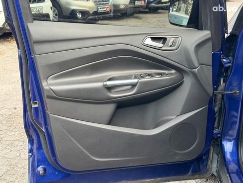 Ford Escape 2015 синий - фото 12