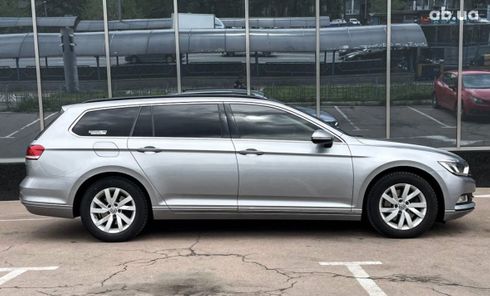 Volkswagen Passat 2017 - фото 5
