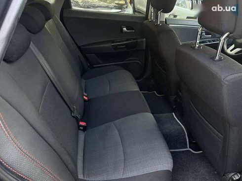 Kia Cee'd 2012 - фото 18