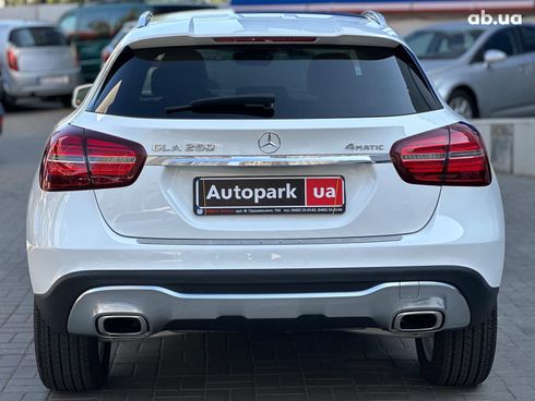 Mercedes-Benz GLA-Класс 2019 белый - фото 5