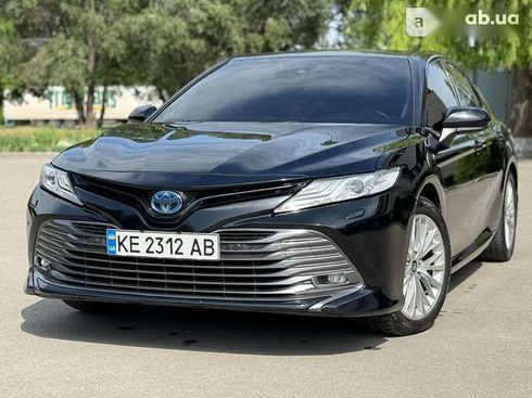 Toyota Camry 2020 - фото 5