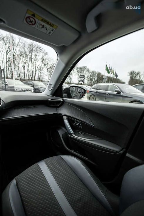 Peugeot e-2008 2020 - фото 23