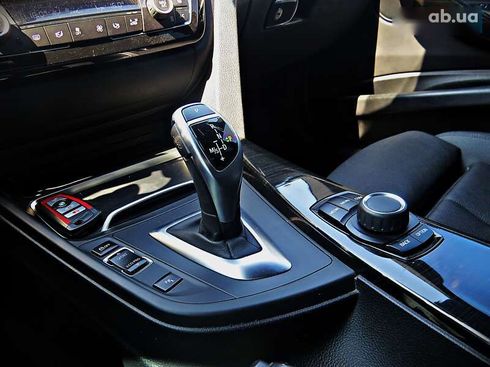 BMW 3 серия 2017 - фото 12