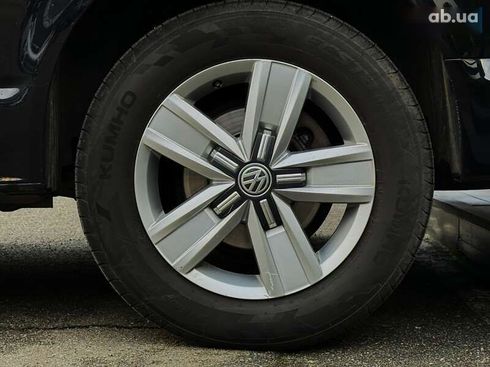 Volkswagen Multivan 2018 - фото 15