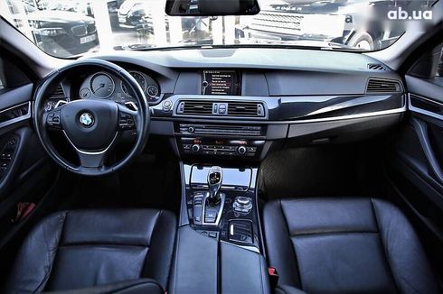 BMW 530 2012 - фото 13