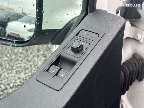 Volkswagen Caravelle 2019 - фото 11