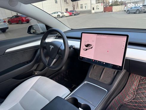 Tesla Model 3 2021 белый - фото 17