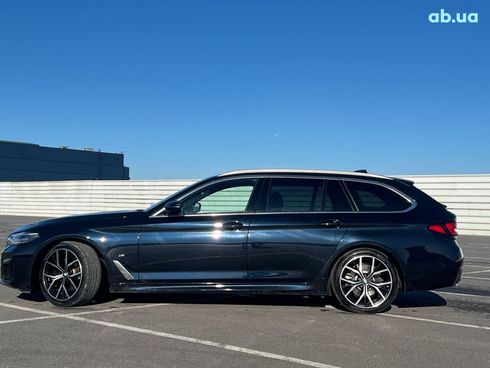 BMW 5 серия 2020 синий - фото 4