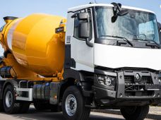 Купити спецтехніку Renault у Києві - купити на Автобазарі