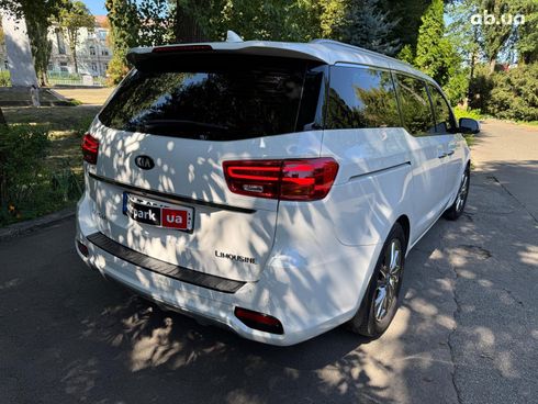 Kia Carnival 2019 белый - фото 8