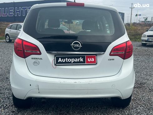 Opel Meriva 2013 белый - фото 9
