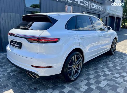 Porsche Cayenne 2018 - фото 11