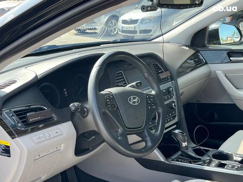Hyundai Sonata 2015 черный - фото 15