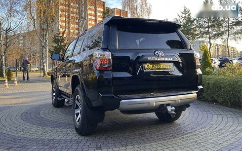 Toyota 4Runner 2020 - фото 5