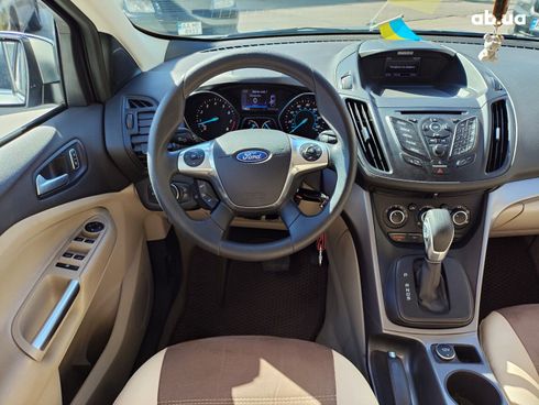 Ford Escape 2015 серый - фото 31