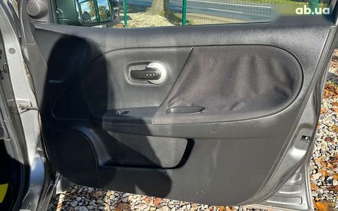 Nissan Note 2011 - фото 28
