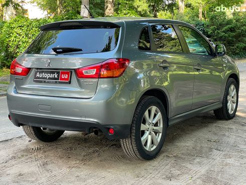 Mitsubishi Outlander 2015 серый - фото 9