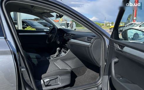 Skoda Superb 2023 - фото 9
